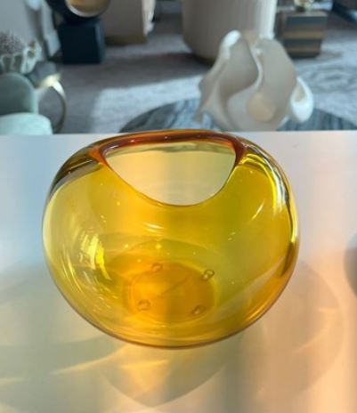 STYLING ITEM - Vase KH Caillou / 15 x 11H / Gold / Glass