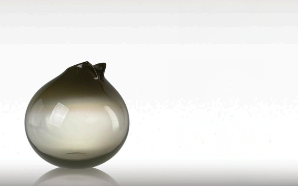 Cut Glass Sculpture Silver Smoke / 34 X 36H