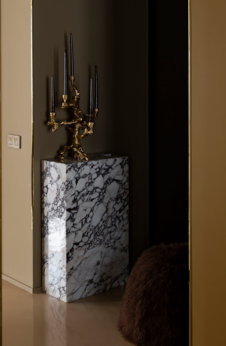Camo Pedestal