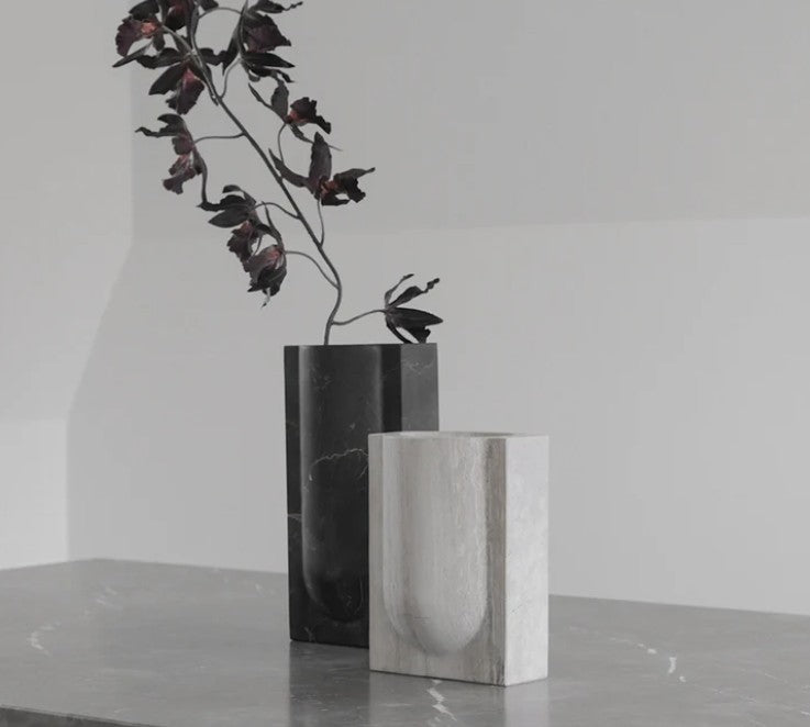 STYLING ITEM - Arc Vase S / Beige / 16 x 13 x 22H / Chalk Grey marble