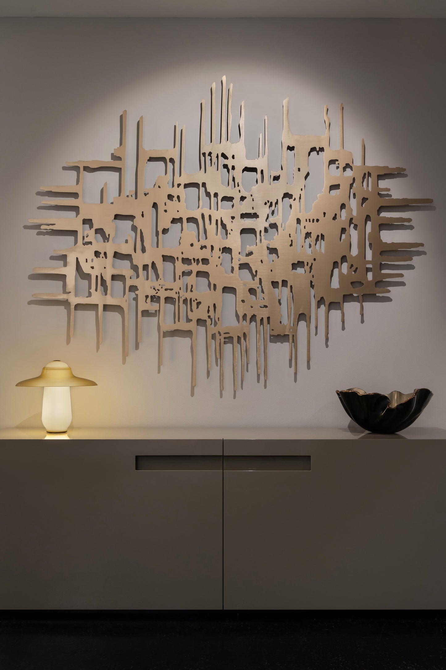 STYLING ITEM - Bowl Lirio R / Matt black / Topo bronze / 40 x 37 x 19