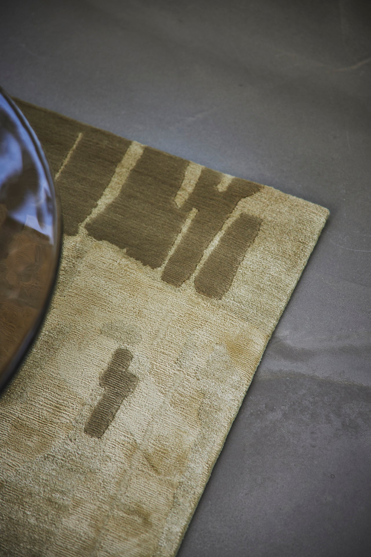 Forest Trail Taupe Rug 200 x 300 Hand Knotted