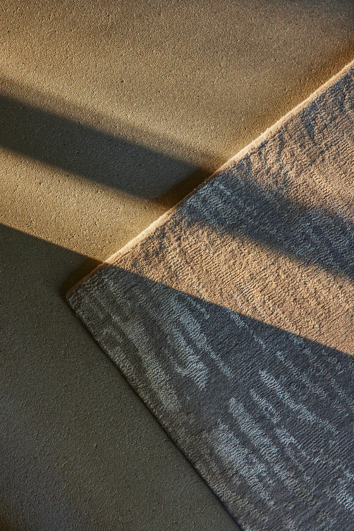Frisian Straw Taupe Beige Rug 300 x 400 Hand Knotted