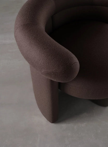 Jeanette Armchair Glossy Lacquered Sand Legs