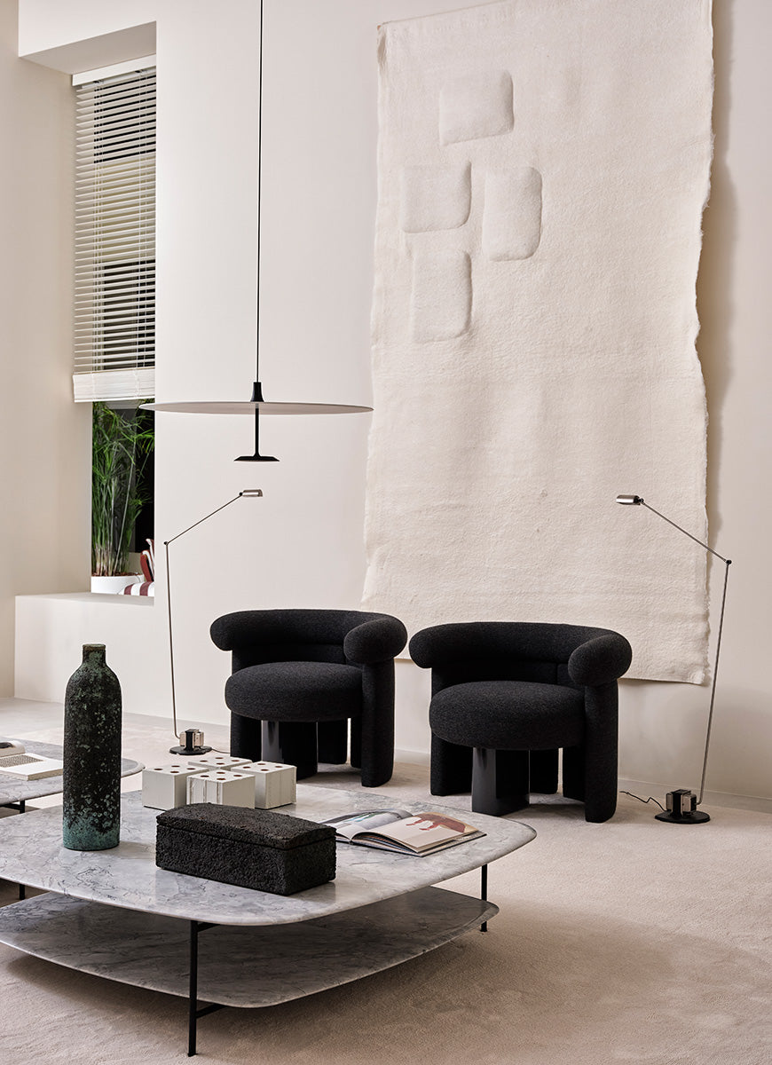 Jeanette Armchair Glossy Lacquered Sand Legs