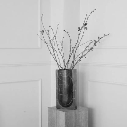 Arc Vase L Shadow Black marble