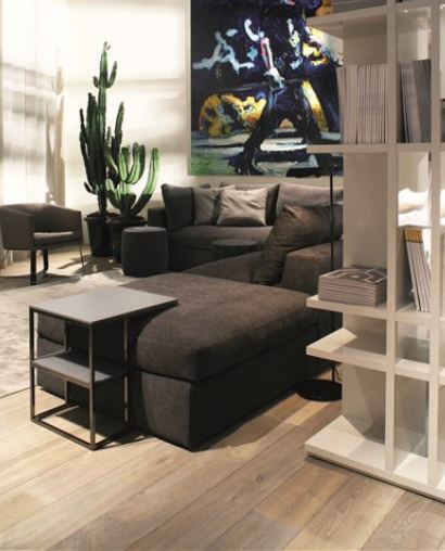 Side Table - Hardy Uno / 50 x 42 x 51H / Sand / Glossy Lacquered