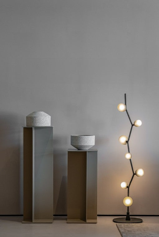 Pedestal - Linear L / Metal / Sand  / 35 x 38 x 120H