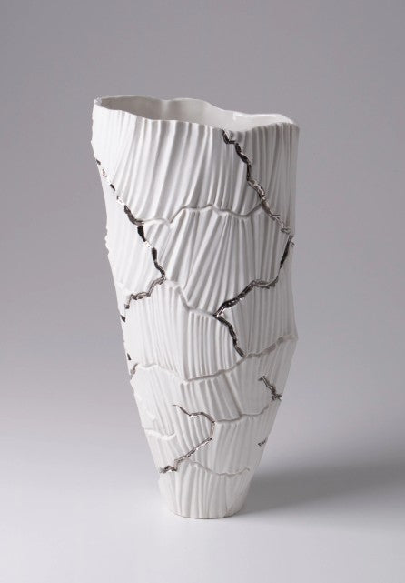 STYLING  ITEM - Vase Meltemi / White / Platinum cracks  / 17 x 17 x 35H