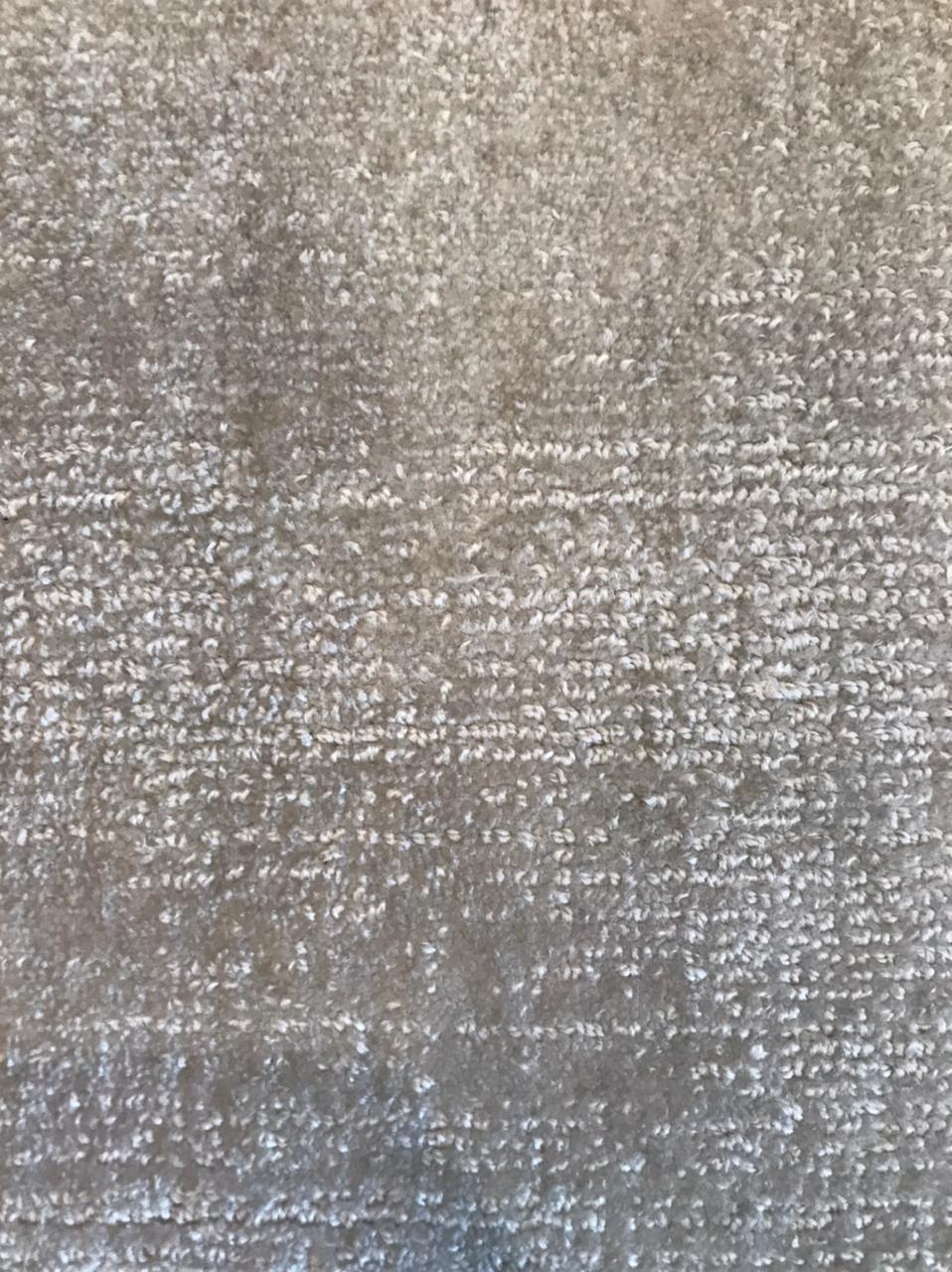 Rug - 2303-020 / Grey / Folded Border / 250 x 350