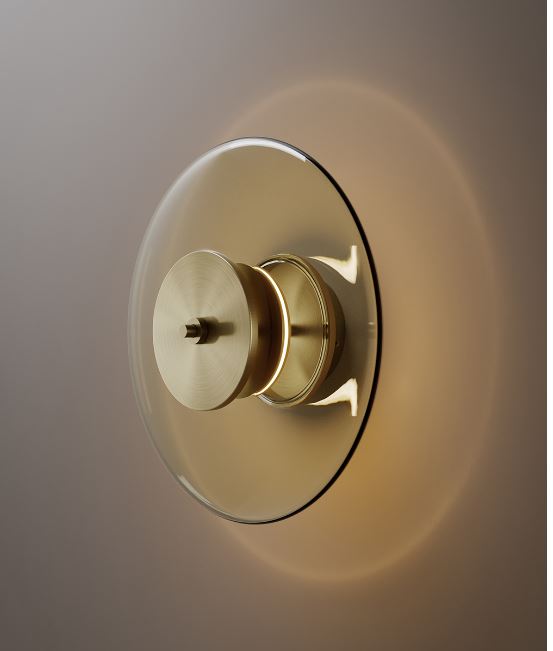 Wall Light - Zen wall 35 / Dia 35 x 17H / Light burnished brass  / Transparent bronze glass