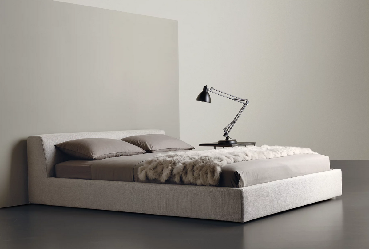 Louis Bed 200