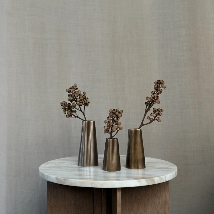 STYLING  ITEM - Trunk Vase L   / 7 x 6.5 x 15H / Burnished Brass
