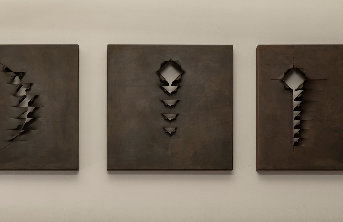 Art - Dream Box / 50 x 50 / Iron sculpture