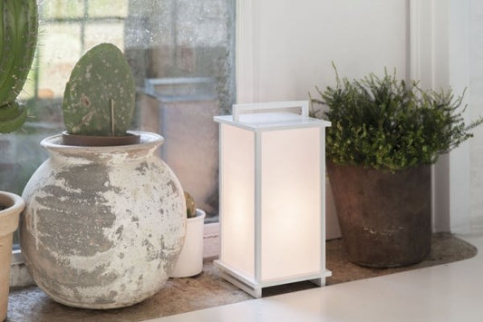 Ikon XL Floor lamp White Was AED 17,000