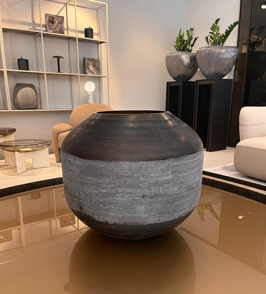 STYLING  ITEM - Vase Jali / DCGI448 / Handcut Big / Smoke / D51 x 44 / Glass