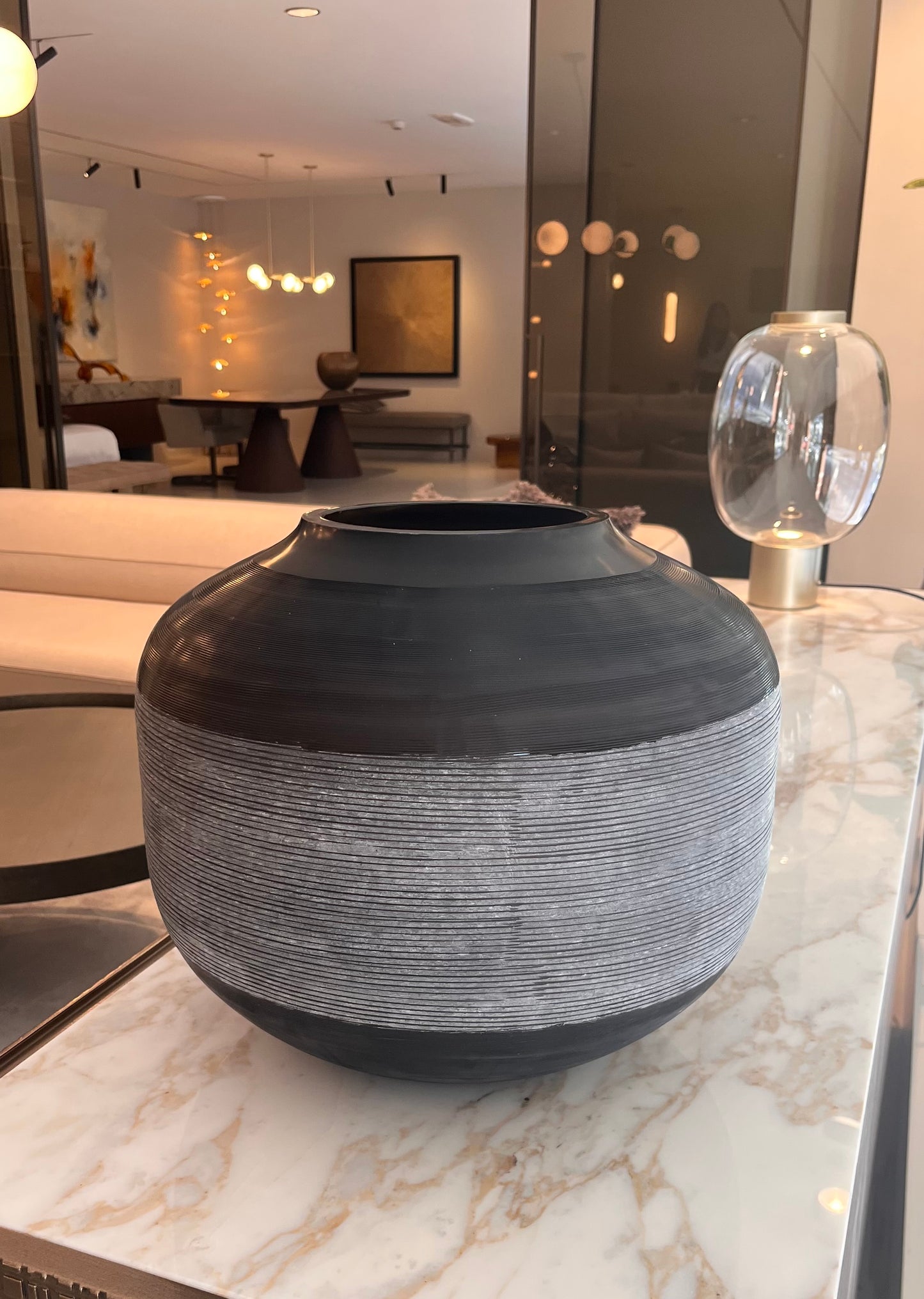 Styling Item - Vase Jali Handcut / Glass / Smoke / D38 x 33