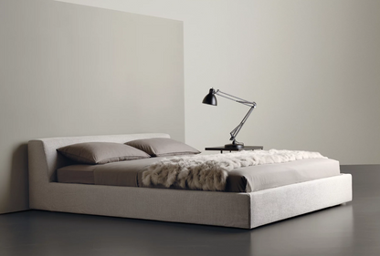 Louis Bed 180