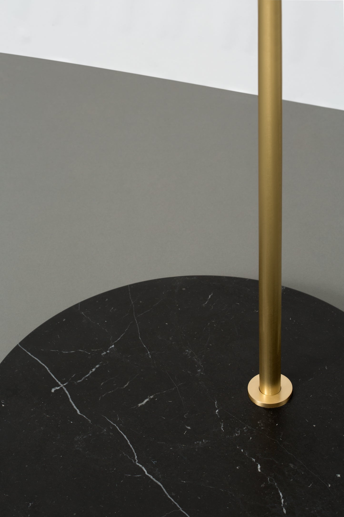 Heron Floor lamp Satin brass w/ Honed black marquina marble
