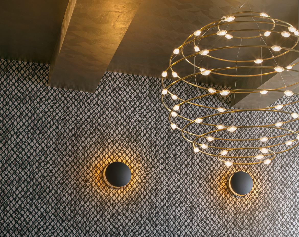 Lederam W Wall Light Black & Gold