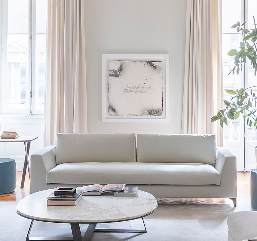 Louis Up Sofa 240