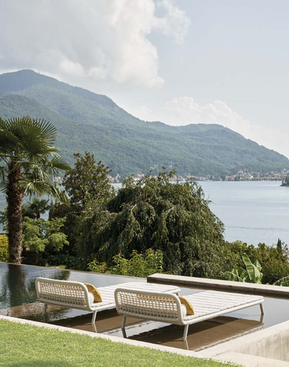 Noa Open Air Lounge Bed