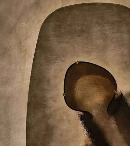 Cinnamon Table 240