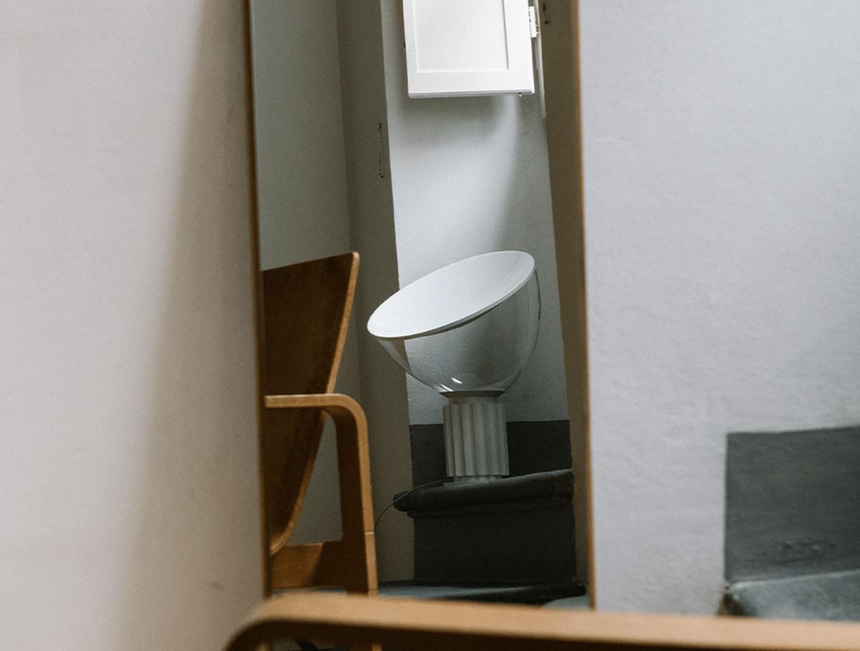 Taccia Table lamp Matt White