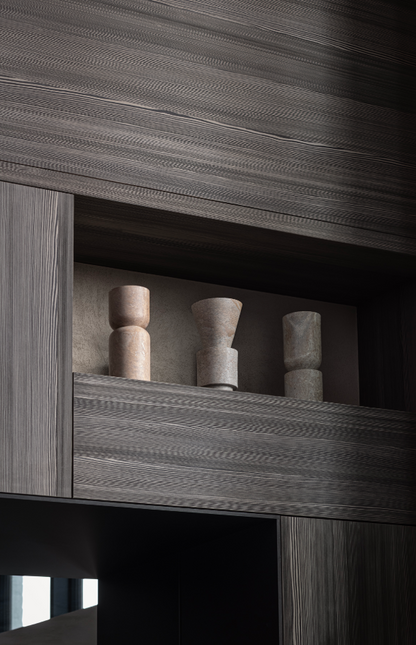 Totem Vase 01 Brown